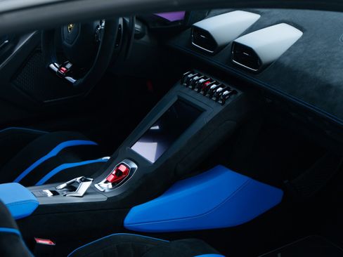 Used 2023 Lamborghini Huracan STO image 20