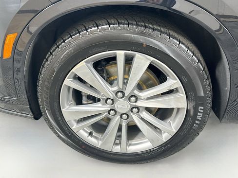 Used 2022 Cadillac XT6 Premium Luxury image 32