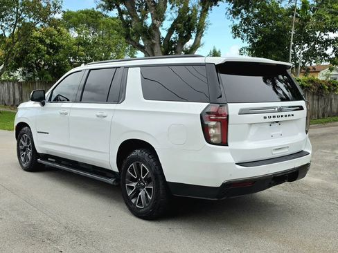 Used 2021 Chevrolet Suburban Z71 w/ Z71 Off-Road Package AWD/4WD image 13
