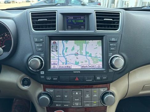 Used 2012 Toyota Highlander Limited w/ Tow Pkg image 15