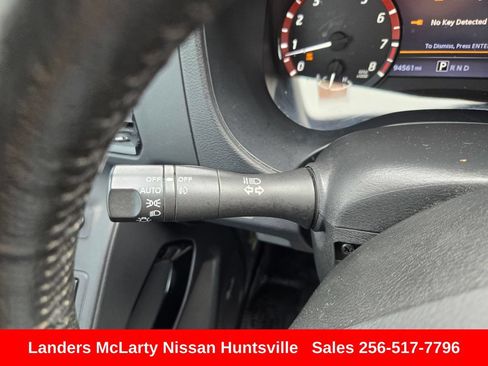 Used 2022 Nissan Frontier PRO-4X w/ Pro-4X Premium Package AWD/4WD image 28