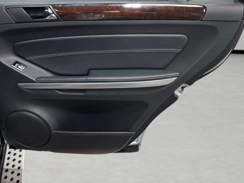 Used 2012 Mercedes-Benz GL 320 BlueTEC 4MATIC image 15