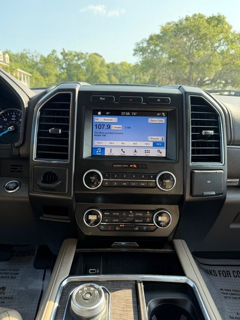 Used 2019 Ford Expedition Max Limited RWD image 23
