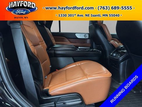 Used 2018 Lincoln Navigator Reserve w/ Technology Package AWD/4WD image 19