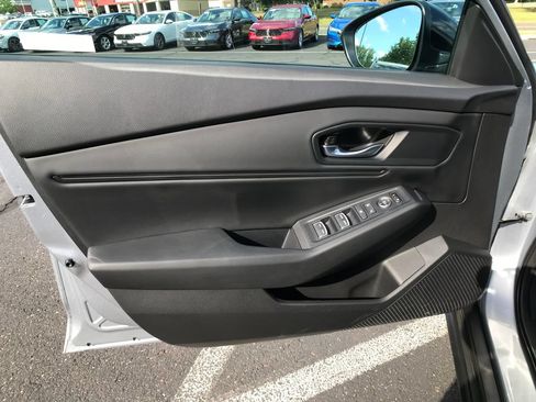 Certified 2025 Honda Accord SE image 16
