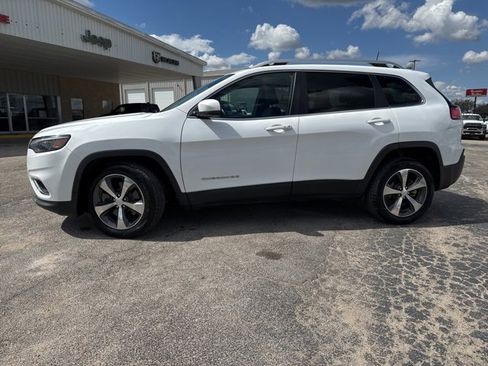 Used 2020 Jeep Cherokee Limited image 2