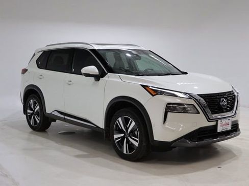 Used 2023 Nissan Rogue SL w/ SL Premium Package image 1