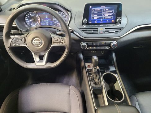 Used 2021 Nissan Altima 2.5 SV FWD image 22