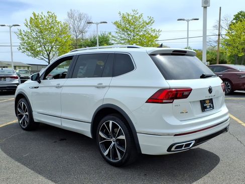 Used 2024 Volkswagen Tiguan SEL R-Line AWD/4WD image 10