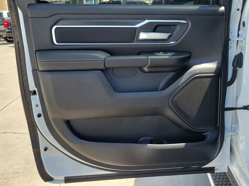 New 2026 RAM 1500 Big Horn AWD/4WD image 13