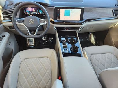 New 2026 Volkswagen Atlas SEL Premium R-Line