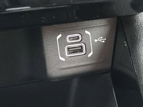 New 2026 Jeep Compass Latitude image 8