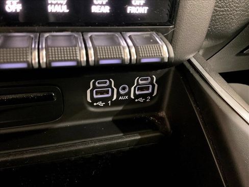 Used 2019 RAM 1500 Big Horn AWD/4WD image 34