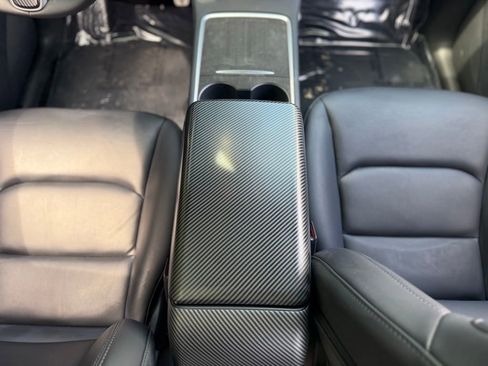 Used 2023 Tesla Model Y Long Range AWD/4WD image 47