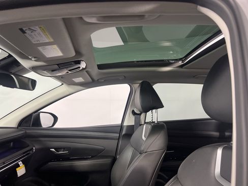 Used 2025 Hyundai Tucson Limited image 25