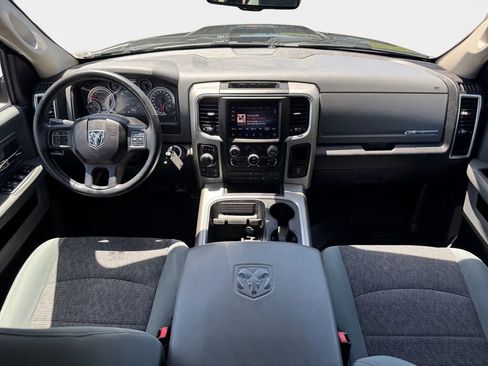 Used 2019 RAM 1500 Big Horn AWD/4WD image 15
