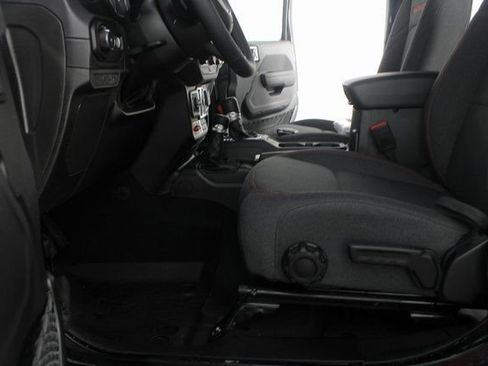 New 2026 Jeep Wrangler Unlimited Rubicon image 15