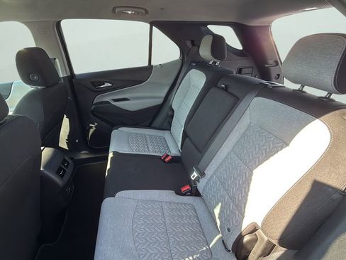Used 2023 Chevrolet Equinox LT w/ Driver Convenience Package FWD image 12