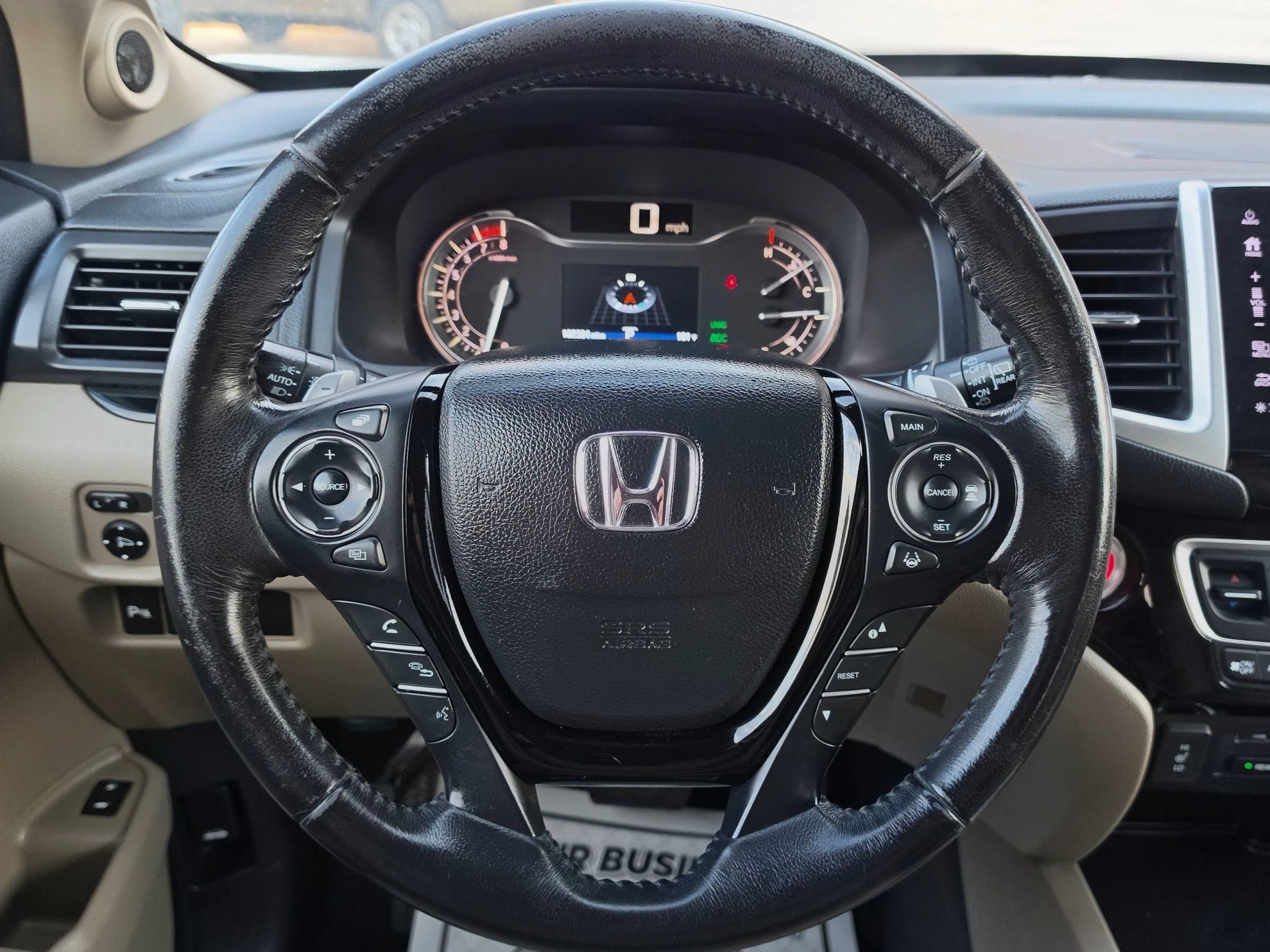 Used 2018 Honda Pilot Touring image 10
