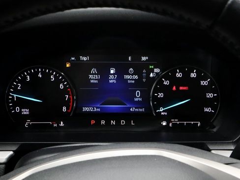 Certified 2022 Ford Explorer XLT w/ Equipment Group 202A image 28