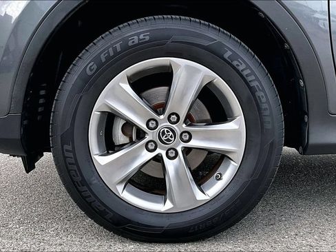 Used 2015 Toyota RAV4 XLE FWD image 34