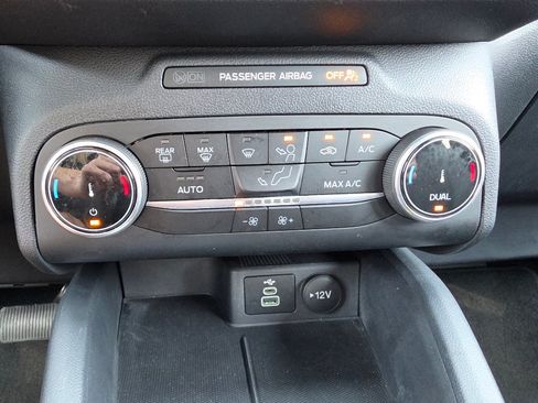 Used 2025 Ford Escape ST-Line AWD/4WD image 19