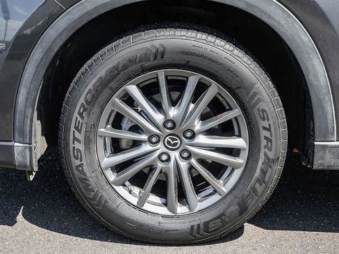 Used 2017 MAZDA CX-5 Touring image 11