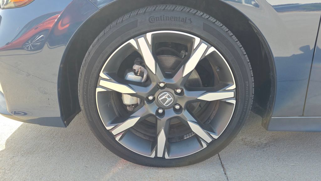 Used 2025 Honda Civic Sport Touring image 10