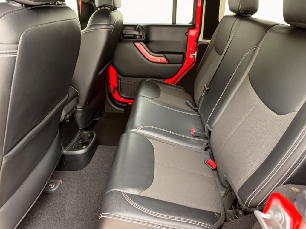 Used 2018 Jeep Wrangler Unlimited Sport AWD/4WD image 25