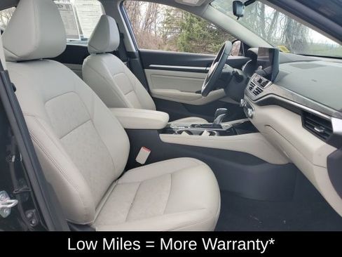 Certified 2023 Nissan Altima 2.5 SL FWD image 11