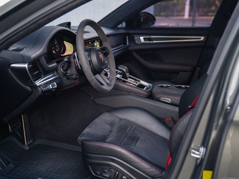 Used 2023 Porsche Panamera GTS AWD/4WD image 26