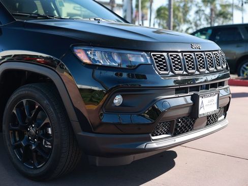 New 2026 Jeep Compass Latitude image 7