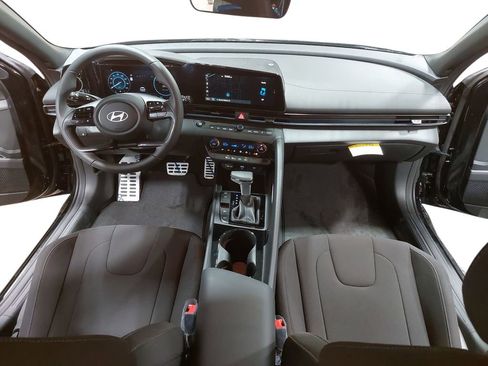 New 2026 Hyundai Elantra Sport FWD image 9