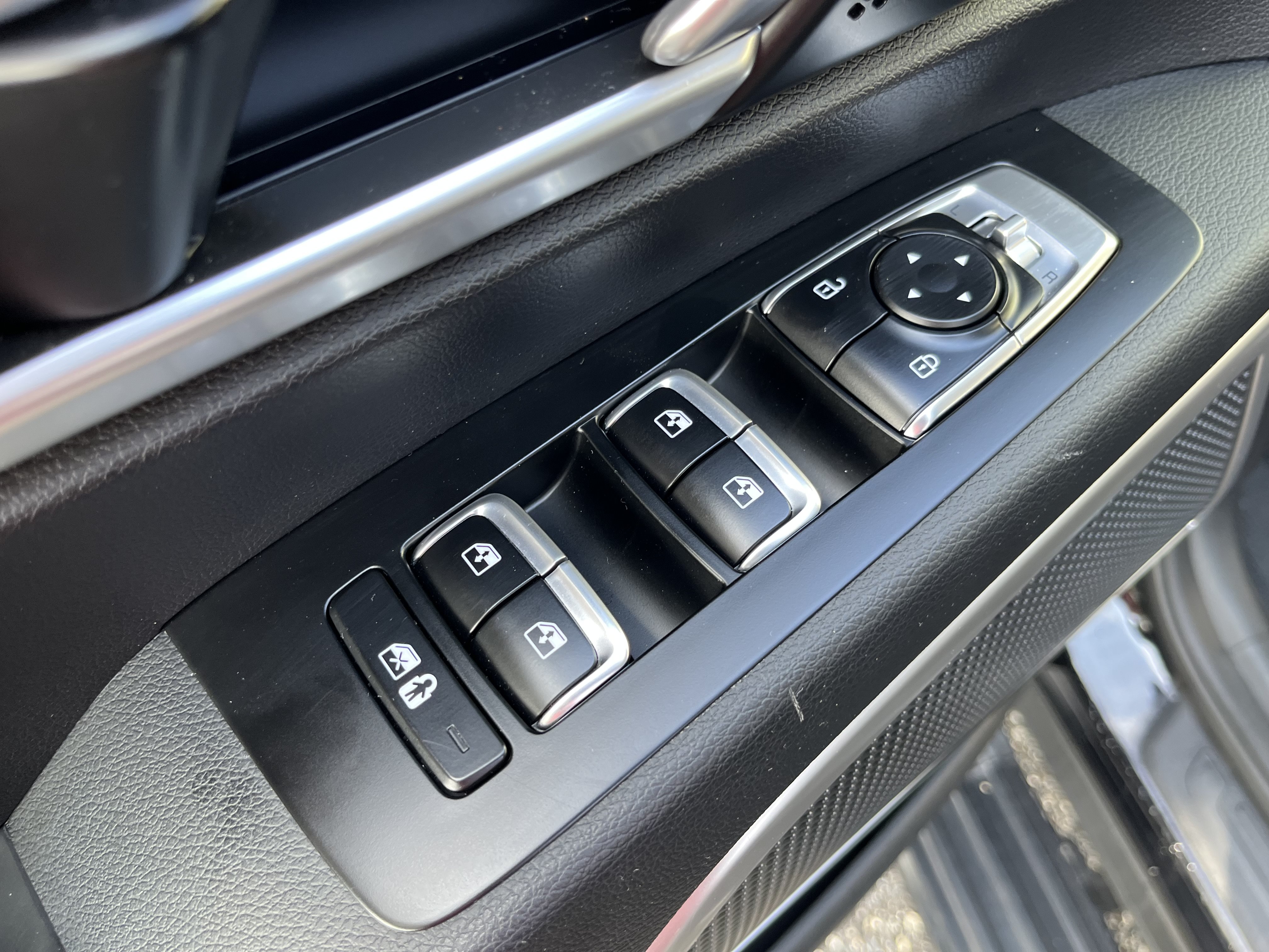 Used 2023 Kia Telluride S w/ S Sunroof Package FWD image 15