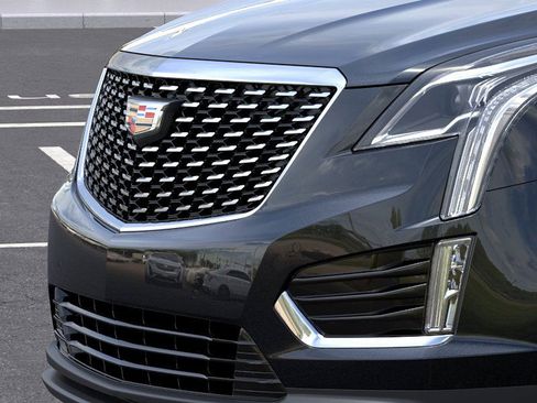 New 2025 Cadillac XT5 Luxury image 13