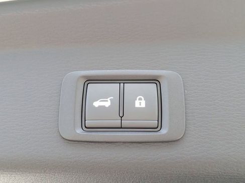 New 2026 Mitsubishi Outlander SE FWD image 14