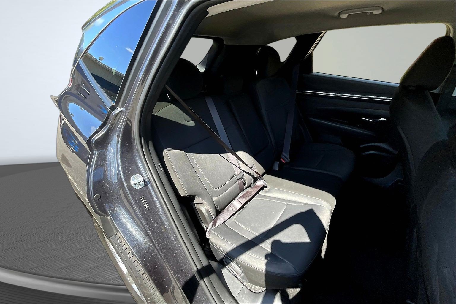 Used 2022 Hyundai Tucson SEL w/ Cargo Package AWD/4WD image 23
