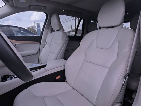 Used 2022 Volvo XC90 T8 Inscription Expression AWD/4WD image 19