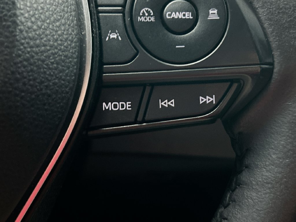Used 2024 Toyota Corolla SE FWD image 16