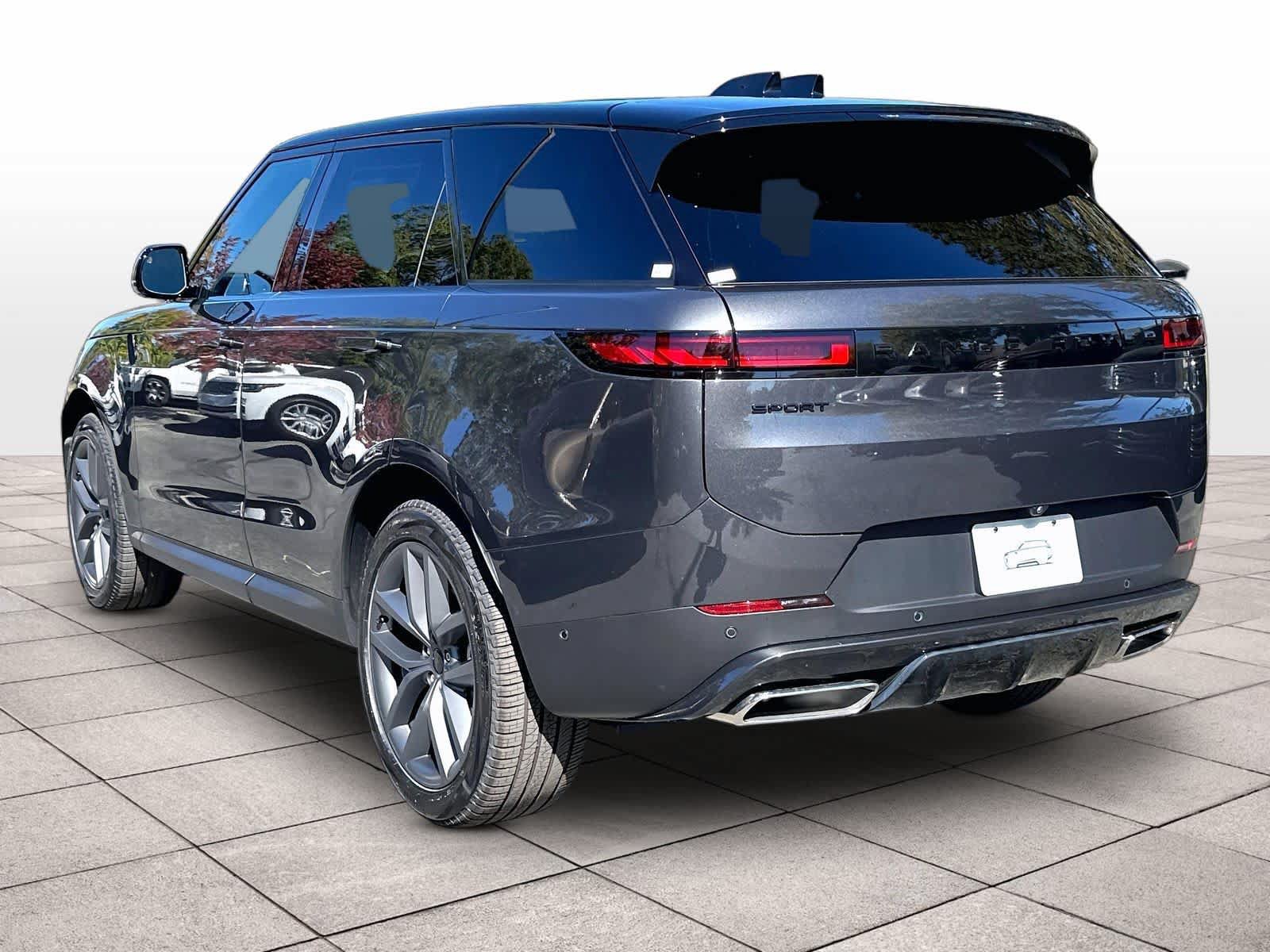 New 2027 Land Rover Range Rover Sport SE AWD/4WD image 3
