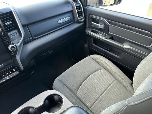 Used 2024 RAM 2500 Big Horn w/ Safety Group AWD/4WD image 22