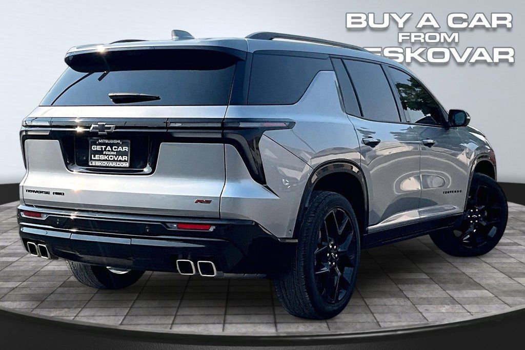Used 2024 Chevrolet Traverse RS AWD/4WD image 13