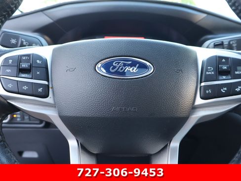 Used 2022 Ford Explorer Limited w/ Equipment Group 301A RWD image 26