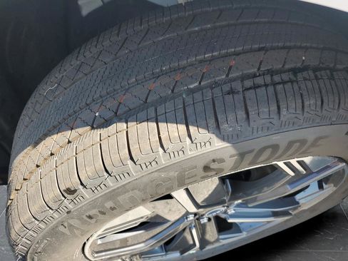 New 2025 Nissan Murano SL image 38