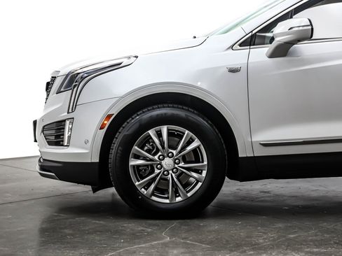Used 2021 Cadillac XT5 Premium Luxury image 10