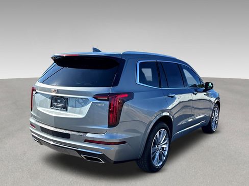 Used 2023 Cadillac XT6 Premium Luxury FWD image 25