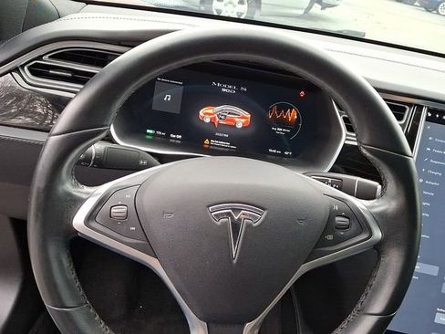 Used 2017 Tesla Model S 90D image 29