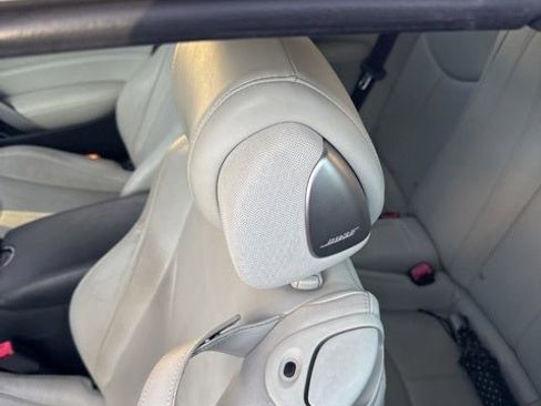 Used 2015 INFINITI Q60 Convertible w/ Premium Package image 15