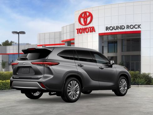 New 2026 Toyota Highlander Platinum AWD/4WD image 10