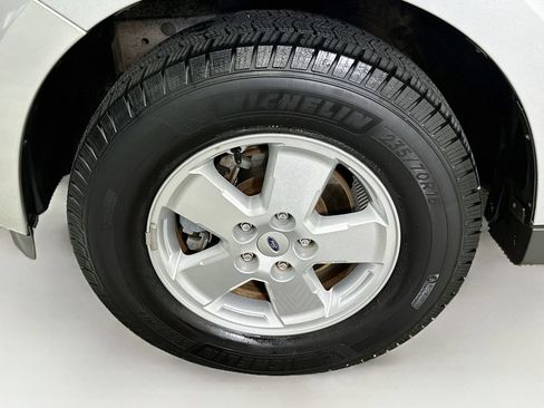 Used 2011 Ford Escape XLT w/ 202A Rapid Spec Order Code FWD image 23